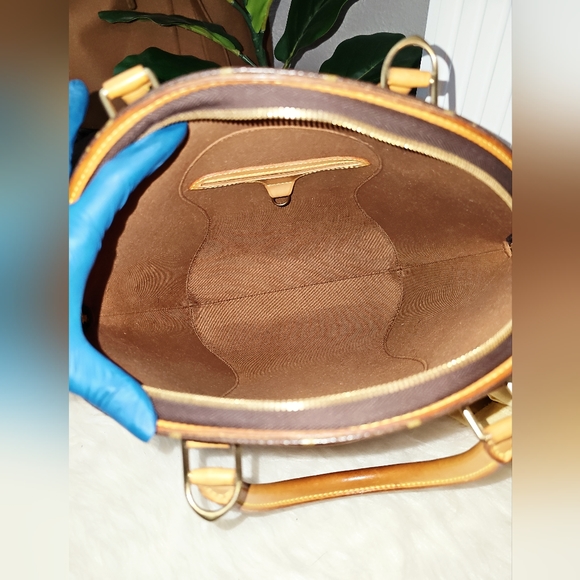 🔥🔥 Beautiful Condition 🔥🔥 Authentic Louis Vuitton Ellipse MM - Picture 9 of 17